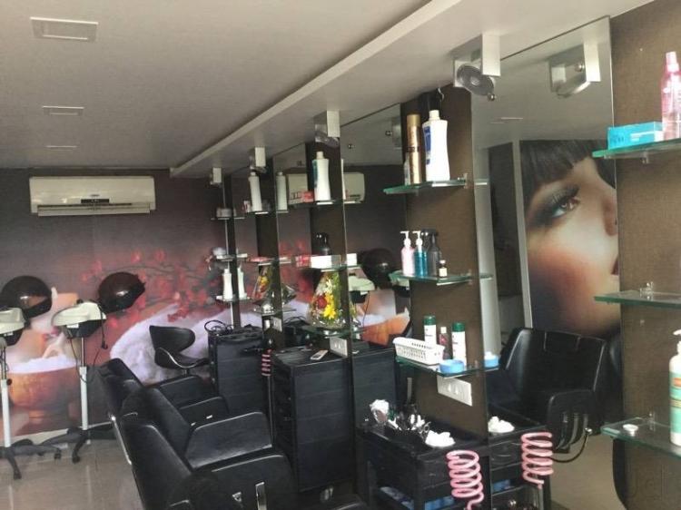 beyond-beauty-salon